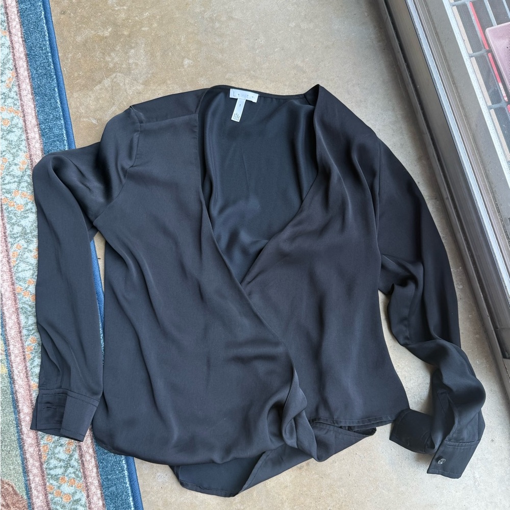 Leith Size Small Elegant Black Women's Wrap Top